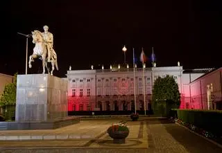 Tak głosowałaby młodzież: Trzaskowski i Nawrocki bez szans na drugą turę
