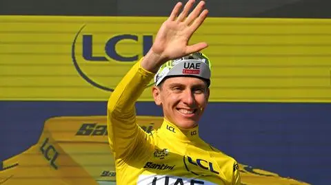 Po raz trzeci wygrał Tour de France. Dołączył do legend