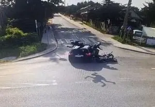 Nie ustąpił pierwszeństwa, motocyklistów wyrzuciło w powietrze 