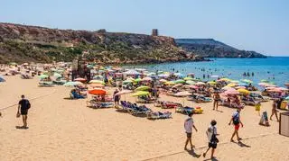 Golden Bay, Malta