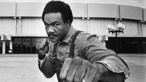 "Jak zderzenie z gigantyczną ciężarówką". Odszedł Big George