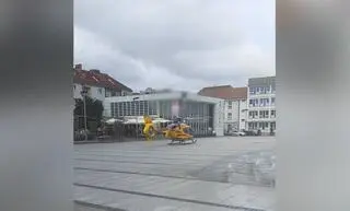 Śmigłowiec wylądował na ulicy Młyńskiej w Koszalinie