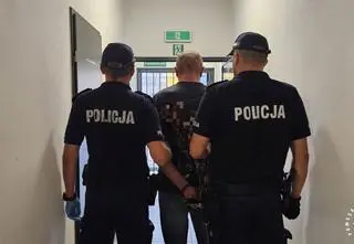 Poił psa wódką, rzucił nim o podłogę