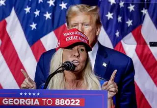 "Miła kobieta, ale nie wiem, co jej się stało. Myślę, że się zagubiła"