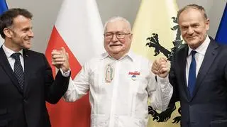 Tusk wrzucił zdjęcie z Wałęsą i Macronem. Wymowny opis