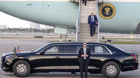 Donald Trump na lotnisku w Palm Beach