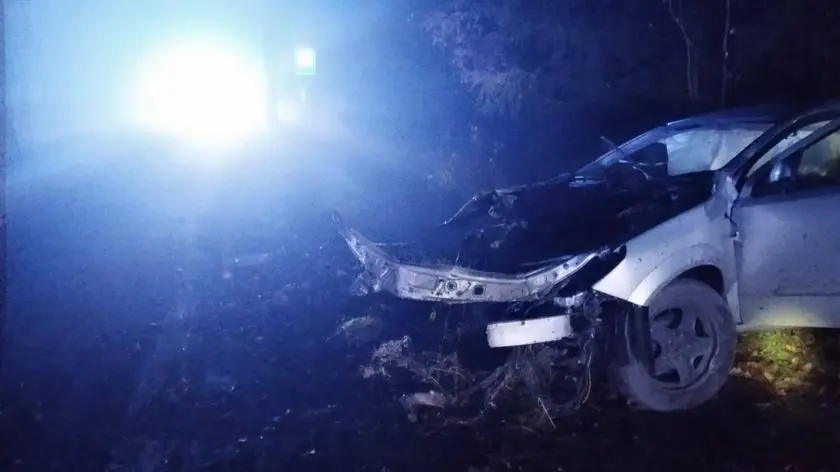 Tragiczny wypadek. Uderzenie było tak mocne, iż z auta wypadł silnik