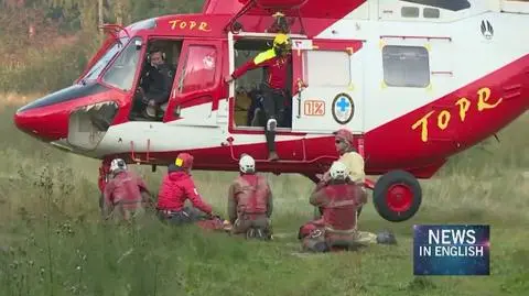Poland. Operation to save trapped cavers slows after rockfall