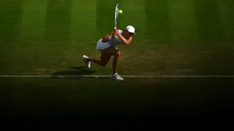 Świątek zagra z doświadczoną Francuzką