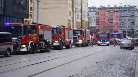 Na miejscu pracowało 14 zastępów straży pożarnej