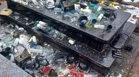 Mężczyzna zniszczył znicze i wiązanki na nagrobkach na cmentarzu w Józefowie 