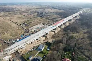 Budowa estakady ES-119 na obwodnicy Koszalina i Sianowa w ciągu S6