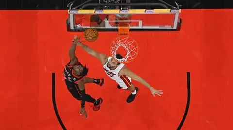 Kibice wejdą do hali w Miami. Ewentualne zakażenie wykryć mają psy