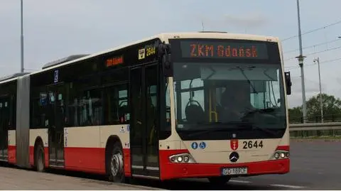 Zostawiła w autobusie torbę z lekami i kilkunastoma tysiącami. Odzyskała ją