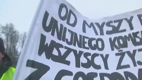 Protesting farmers were blocking the S8 road