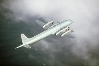 Rosyjski samolot Ił-38