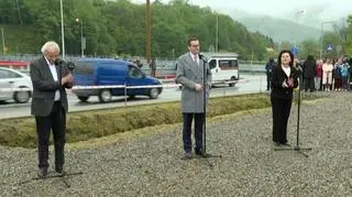 Mateusz Morawiecki na uroczystym otwarciu mostu w Tylmanowej
