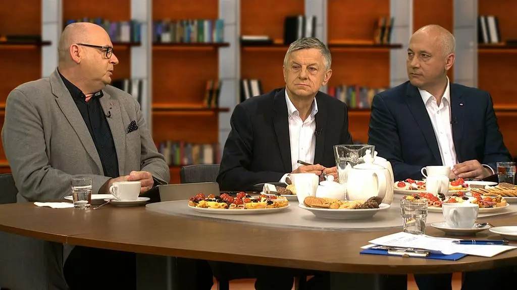 Zybertowicz: barbarzyńskie postępowanie z ciałami