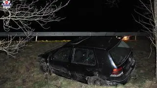19-latka straciła panowanie nad autem i wjechała do rowu. Wydmuchała promil alkoholu 
