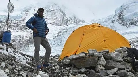 25. raz wszedł na Mount Everest. Nepalczyk poprawił własny rekord