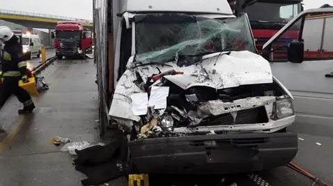 Wpadek na A1. Dwie osoby ranne