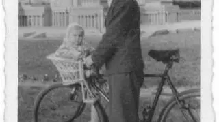 Makieta PKiN na zdjęciu z 1953 roku 