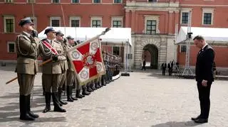 "Biało-czerwona flaga jest wspólna". Prezydent wręczył odznaczenia