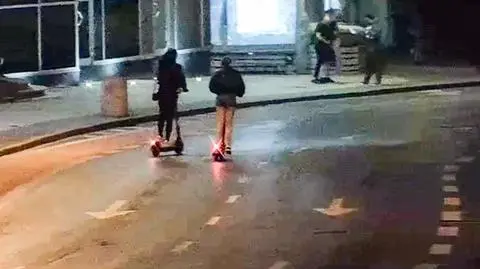 W nocy jechały hulajnogami pod prąd. 17-latki były pijane