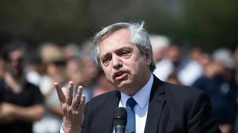 Prezydent Argentyny przyznał się do zorganizowania nielegalnej imprezy