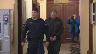 Dawid J. przed sądem (zdjęcie archiwalne)