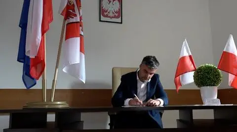 "Nie chowa swoich dochodów za plecami małżonki czy przyjaciółek"