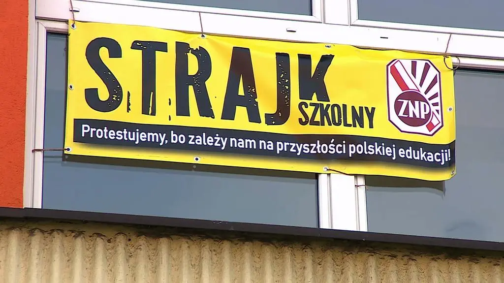 Zarząd główny Związku Nauczycielstwa Polskiego podjął uchwałę o rozpoczęciu protestu włoskiego