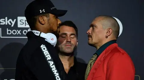Joshua i Usyk stanęli twarzą w twarz. Odliczanie do walki