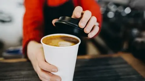 Latte staje się dobrem luksusowym, americano wolniej szybuje