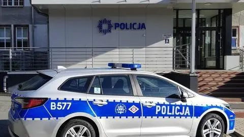 5-latka nakarmili i odwieźli do domu policjanci