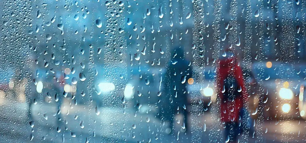 Wielki wir niżowy przyniesie chłód, deszcz i śnieg