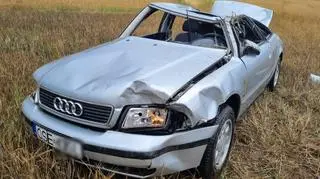 Samochód dachował na trasie Zgniłka-Lubcza w gminie Więcbork