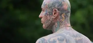 Czy Stifler z "Warsaw Shore" ma prawo walczyć z hejtem?