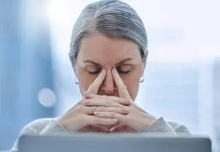 Mgła mózgowa. "Patrzyłam na jakiś przedmiot i zastanawiałam się, jak on się nazywa"