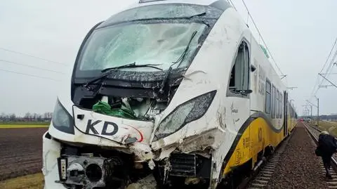 Ciężarówka zderzyła się z pociągiem. Nie żyje kierowca