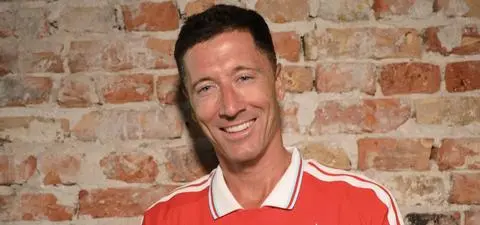 Przylot, prezentacja, debiut. Lewandowski rusza na podbój Ameryki