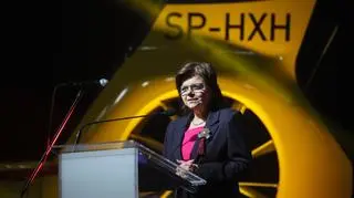 Ministra zdrowia Izabela Leszczyna podczas uroczystości z okazji jubileuszu 25-lecia Lotniczego Pogotowania Ratunkowego