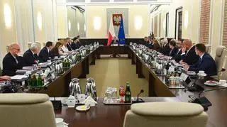 TVN24 nieoficjalnie: to będzie projekt rządowy. A jak ma się nazywać?