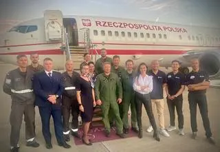 Samolot czeka na Uznańskiego-Wiśniewskiego. Wróci nim do Europy