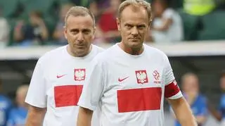 "Schetyna zawsze grał w pomocy. Gole strzelał Tusk"