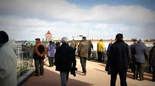 Poznaniacy chętnie odwiedzali taras widokowy