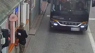 Autokar na przejściu granicznym