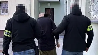 Bił ją, groził, dusił sznurówką. 23-latek podejrzany o usiłowanie zabójstwa 