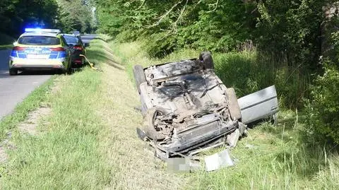 Auto dachowało 