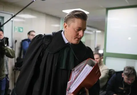 Obrońca Ziobry pomagał przy projekcie Nawrockiego